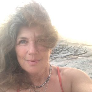 Meet your Posher, Bella